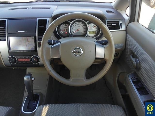 2011 Nissan TIIDA
